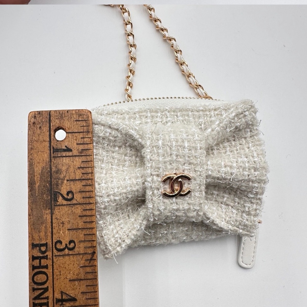 Authentic CHANEL Cream Tweed Crossbody. This item was a gift with purchase. - Picture 6 of 8